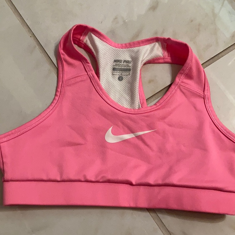Nike Dri-Fit sports bra SZ Large